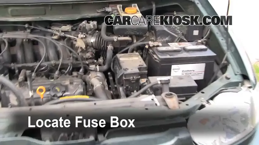 1999 Nissan Quest GXE 3.3L V6 Fuse (Engine) Replace
